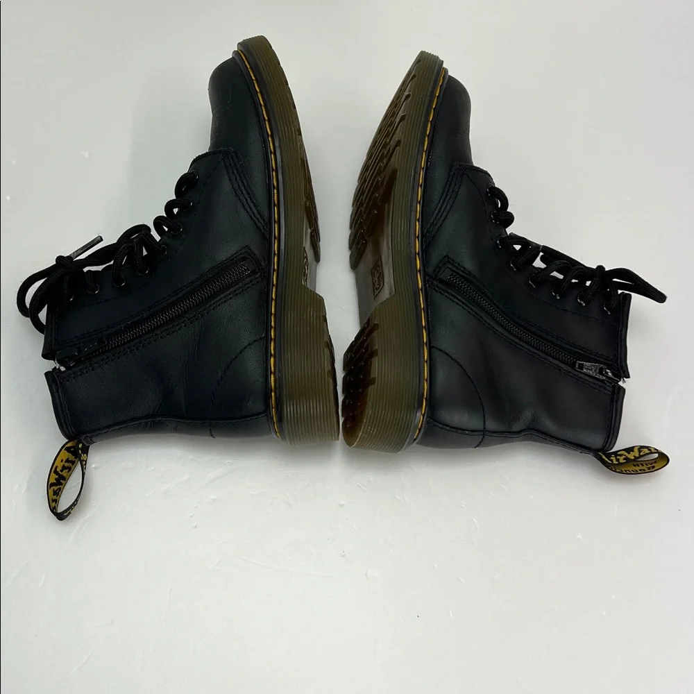Dr Martens Black Leather Boots 1460 Girls Size 1 US Youth Classic Kids Combat